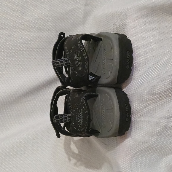 New!! Hi-Tec outdoor hiking sandals - Picture 5 of 7